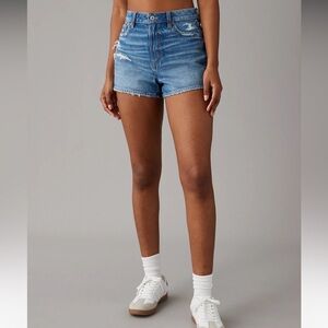 American eagle mom short size 4